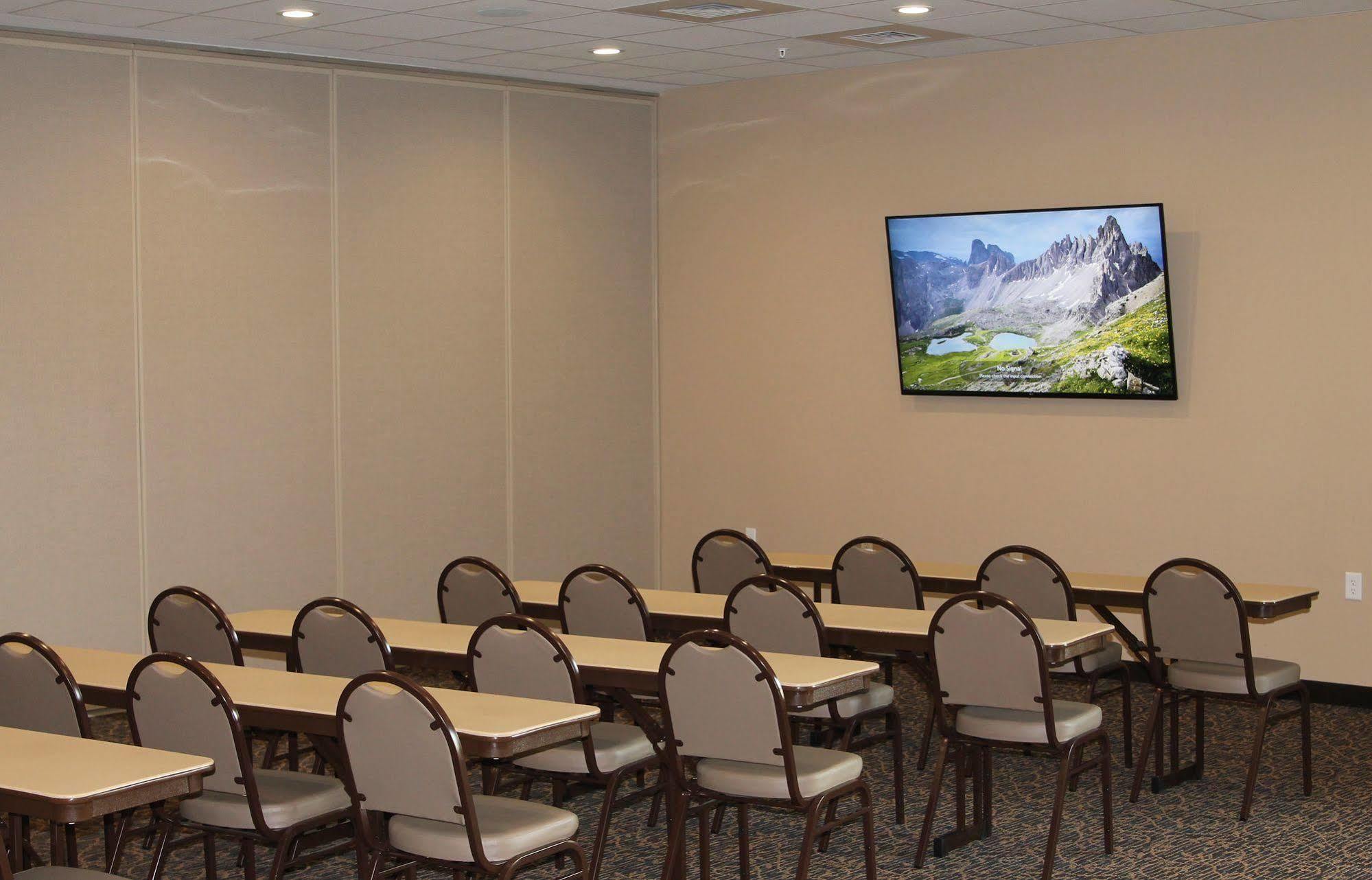 Cobblestone Inn & Suites Fort Madison Εξωτερικό φωτογραφία