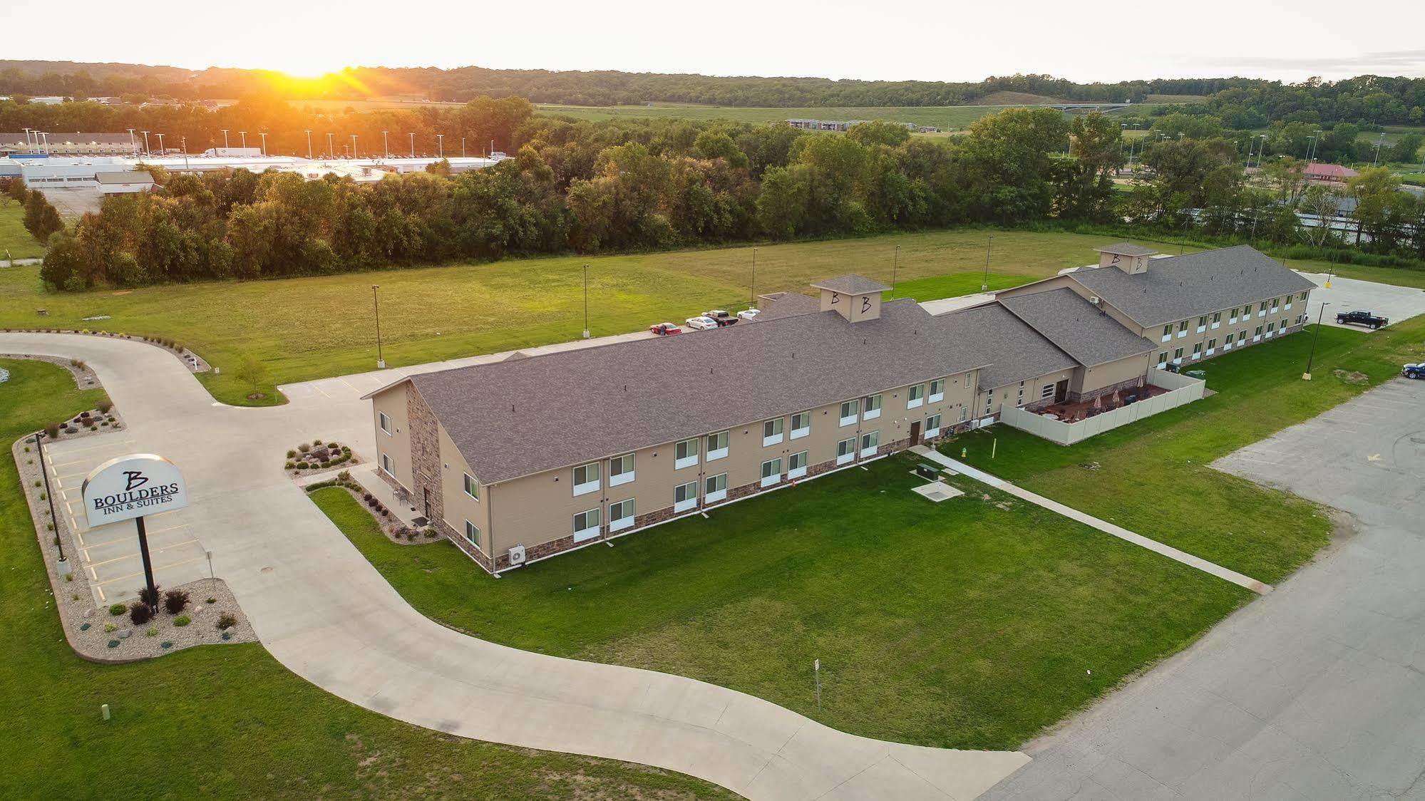 Cobblestone Inn & Suites Fort Madison Εξωτερικό φωτογραφία