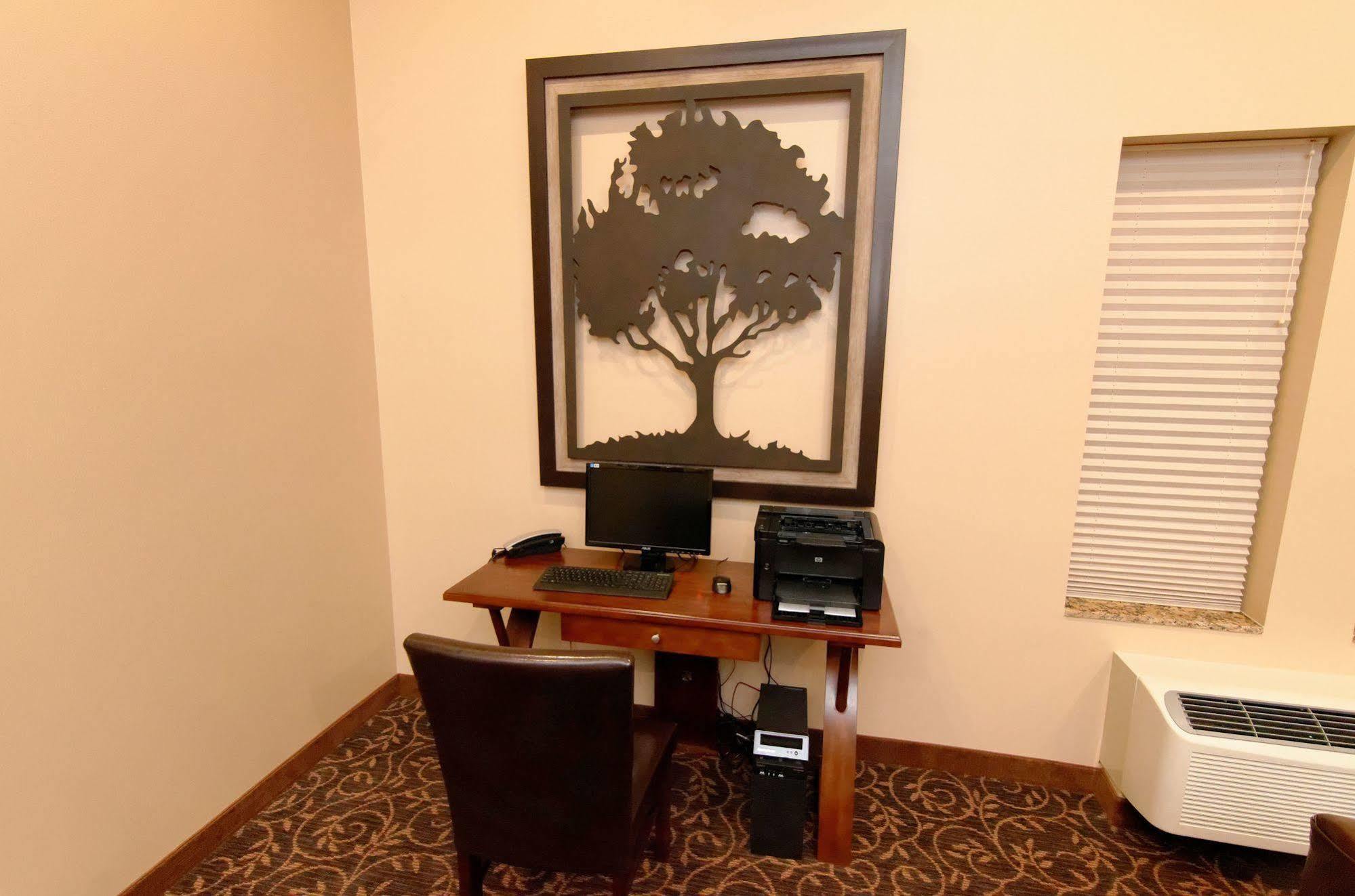 Cobblestone Inn & Suites Fort Madison Εξωτερικό φωτογραφία