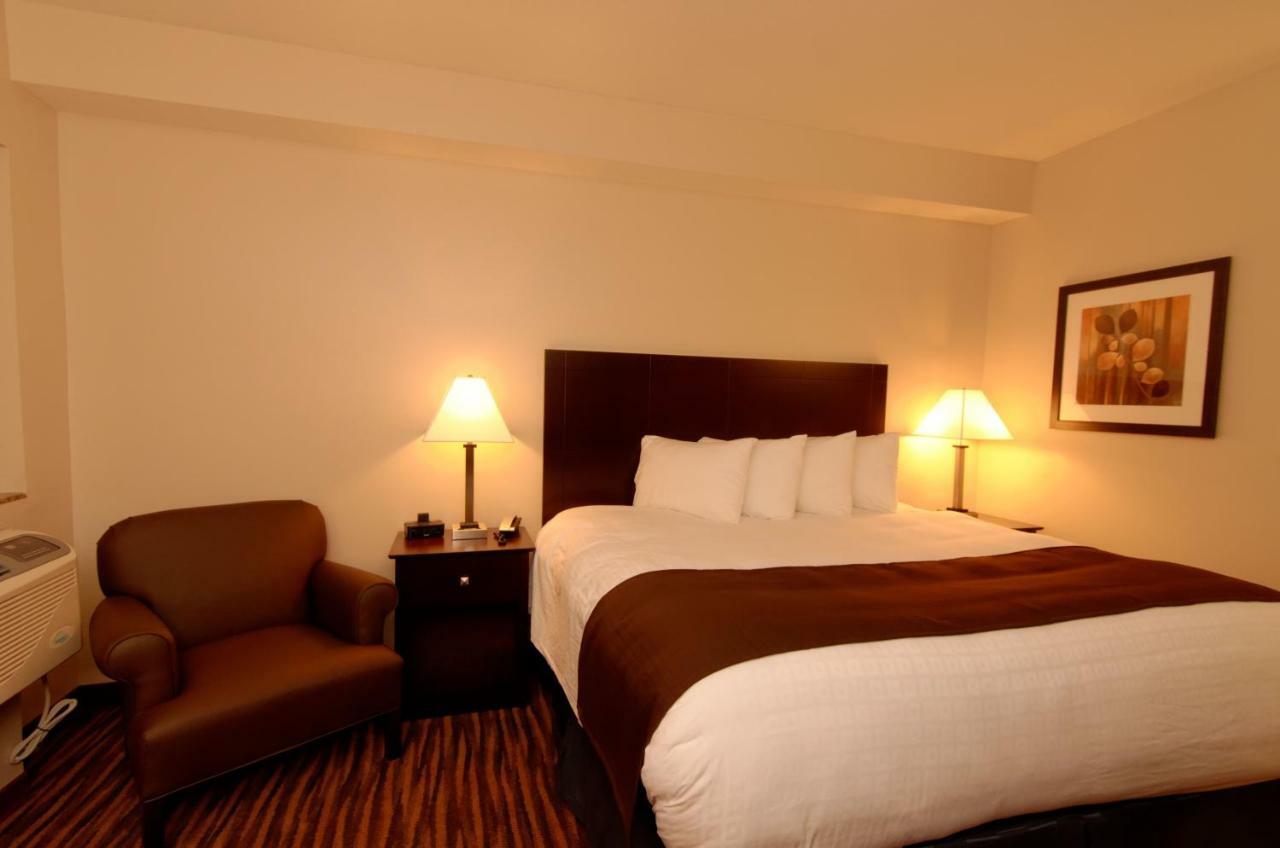 Cobblestone Inn & Suites Fort Madison Εξωτερικό φωτογραφία